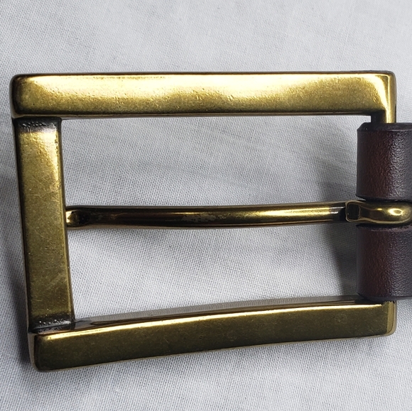 Chunky Brown Leather Belt Size L Grommets Distressed Brass Buckle - Picture 3 of 9